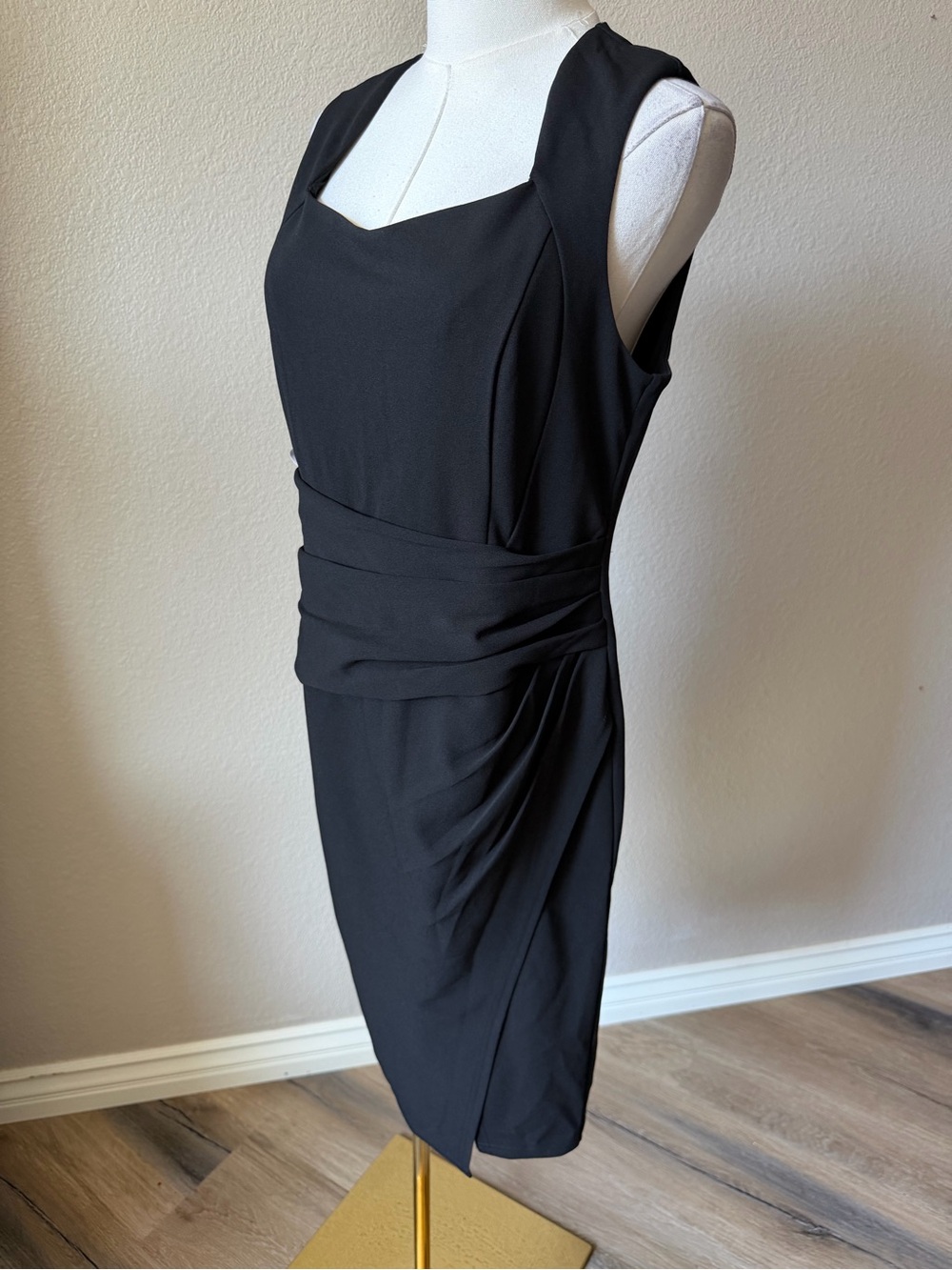 NWT Elegant Black Square-Neck Ruched Midi Dress, Large - Picture 7 of 9
